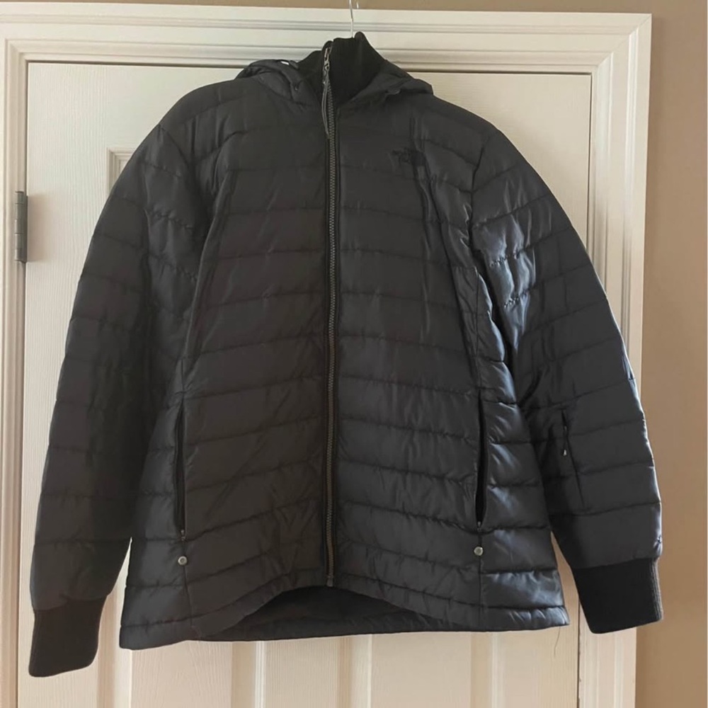 The North Face Womens Grey/Black Hooded Puffer Jacket